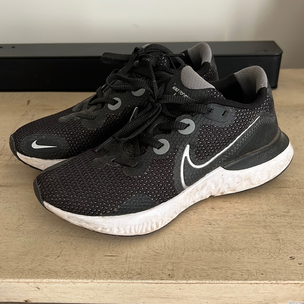 Nike renew run